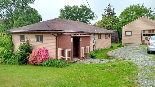 1307 Walnut St Photo 1