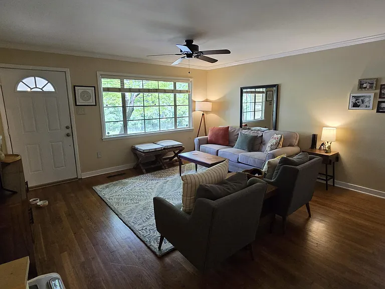 1119 Manship St — Photo 13