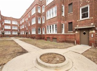 6228 S King Dr, Chicago, IL 60637