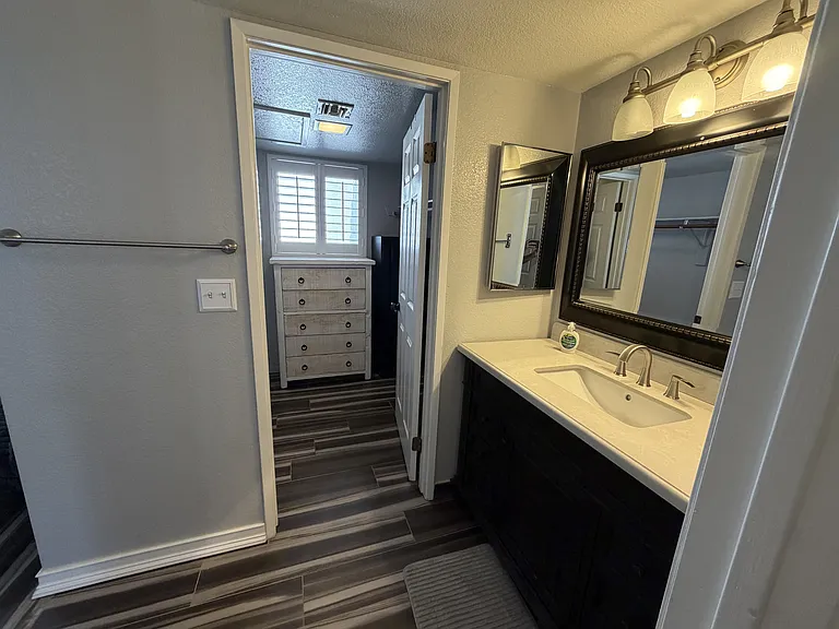 1800 E Club House Plz #83-1 — Photo 12
