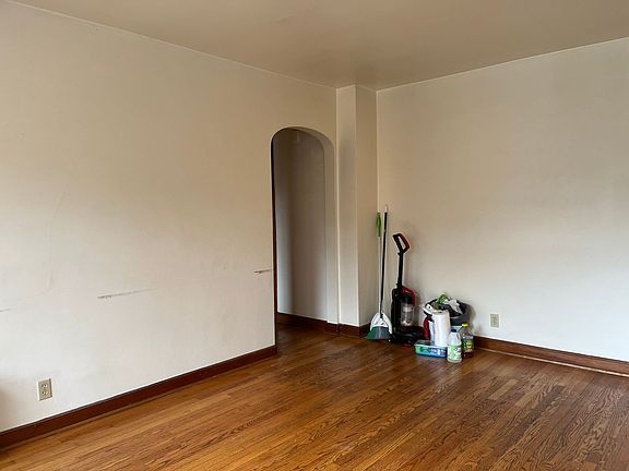 3rd image of 7505 W Center St