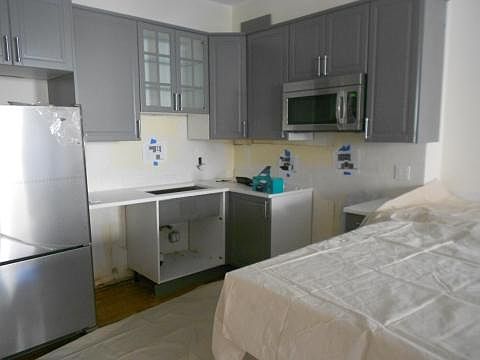 2nd image of 900 Beacon St #23