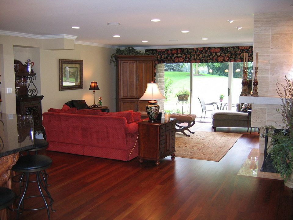 OPen Living Room to Outdoor panaoram