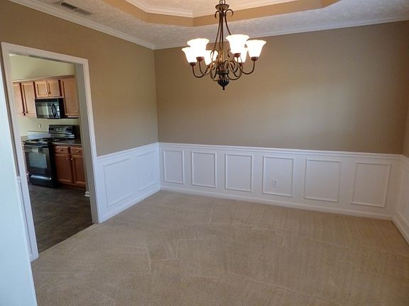 3rd image of 3346 Hamberton Cir