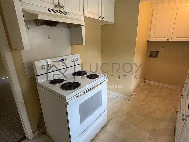 346 Mason Blvd — Photo 5