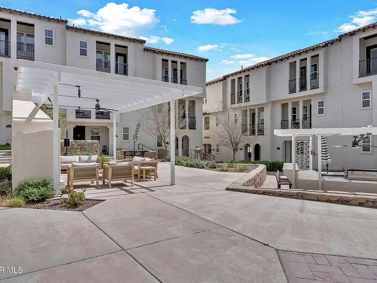 461 Vin Benicarlo Pl — Photo 50