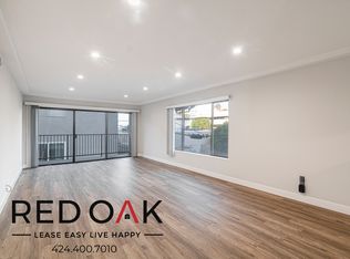121 N Hamilton Dr APT 102, Beverly Hills, CA 90211
