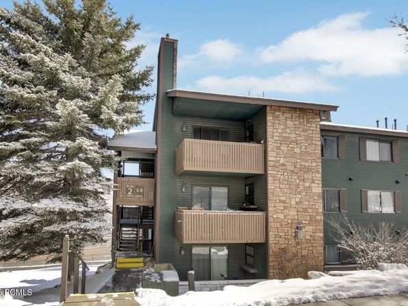7065 N 2200 W APT 2W