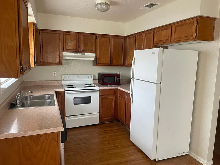 2301 Timberline Dr — Photo 26