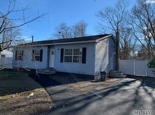 52 Mastic Blvd, Mastic, NY 11950