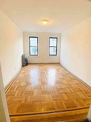 5th image of 20 Cooper St #4C