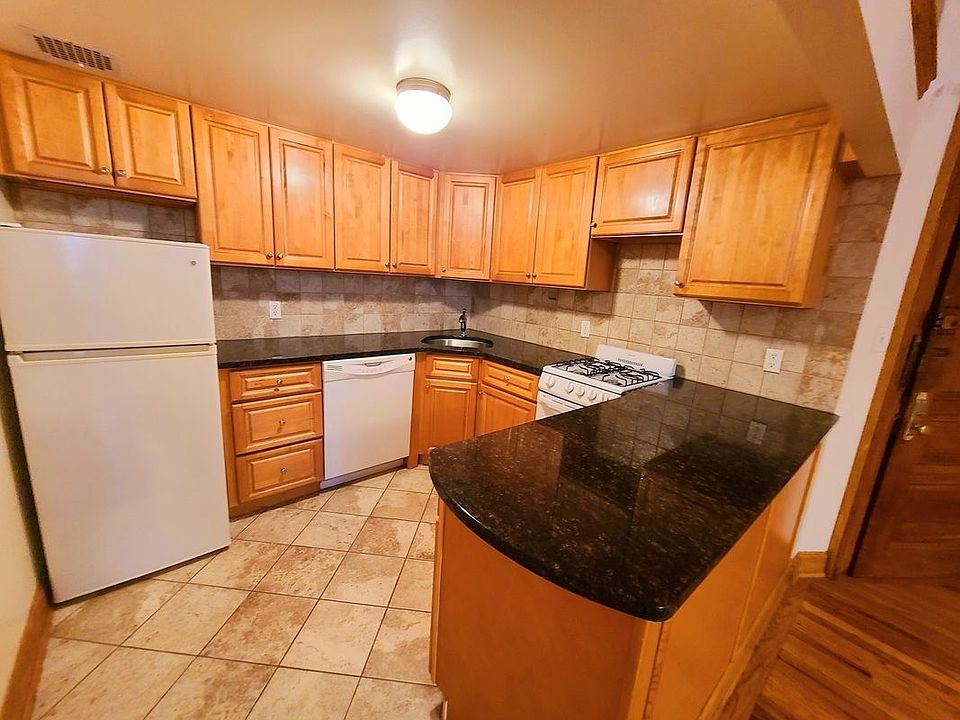 1st image of 27 W 75th St APT 2B