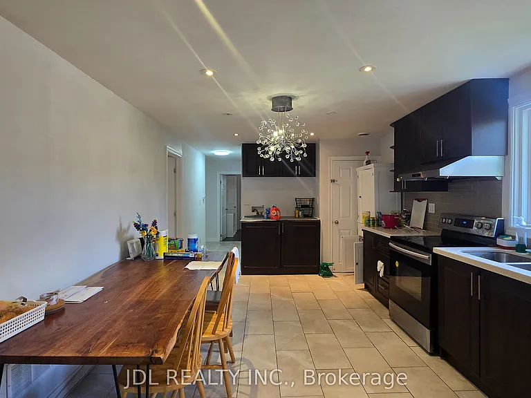 68 Meadowview Ave #ROOM MB — Photo 6