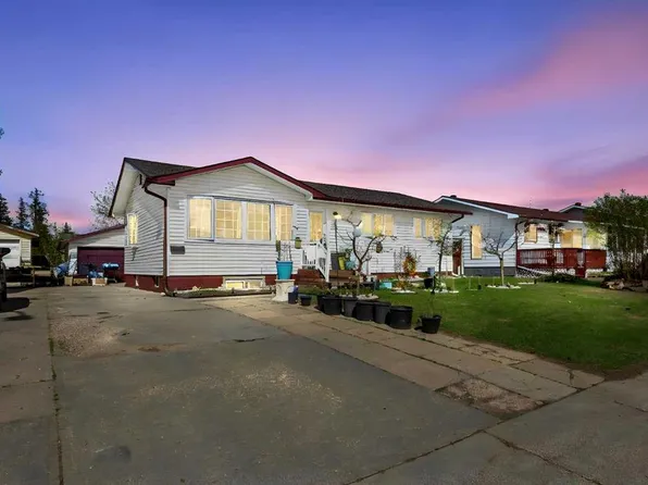34 NW Biggs Ave, Wood Buffalo, AB T9H 1M1