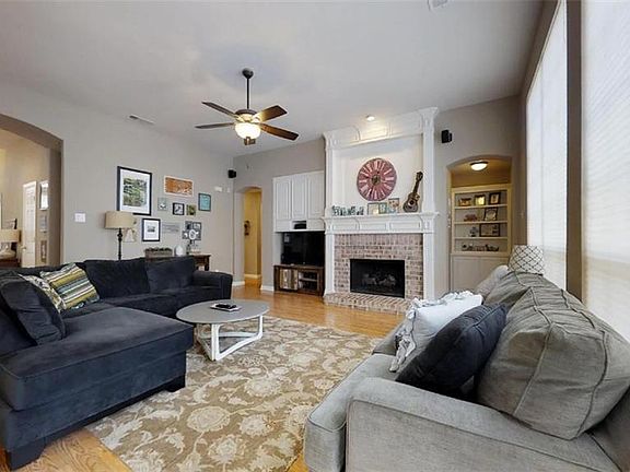 2nd image of 8661 Weston Ln