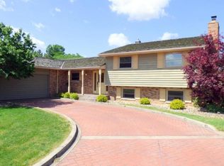 2032 Catalina Dr, Niles, MI 49120