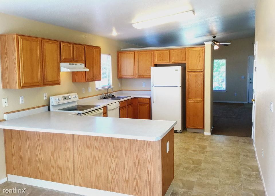 30310055_17262 Aquamarine Dr _Reno _NV_2016_2