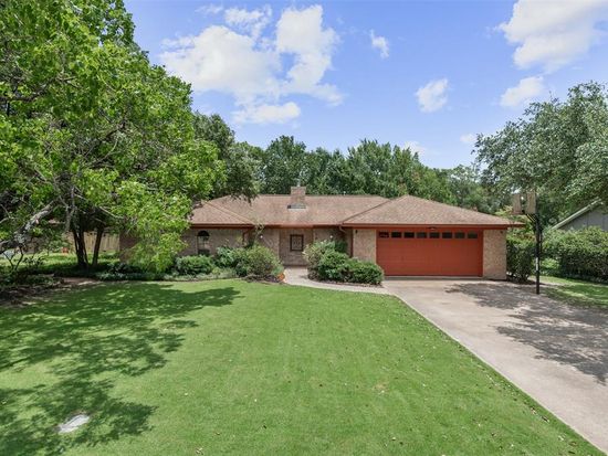 1805 Southwood Dr College Station Tx 77840 Zillow