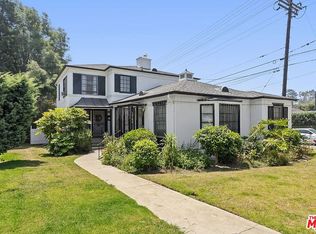 12192 W Sunset Blvd, Los Angeles, CA 90049