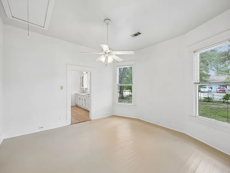 7923 Mohawk Dr — Photo 40