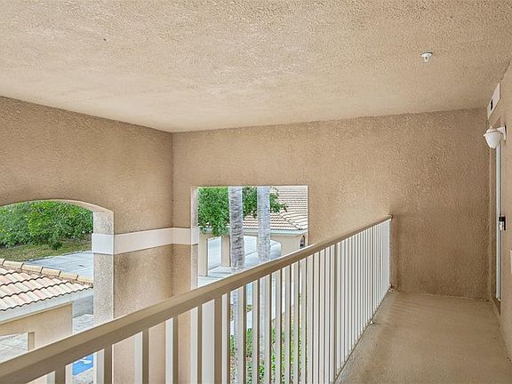 3rd image of 1003 FAIRWAYCOVE LANE #201