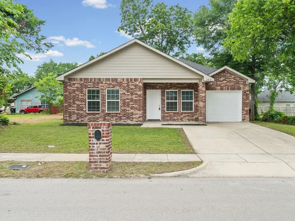 2812 Bourland St, Greenville, TX 75401