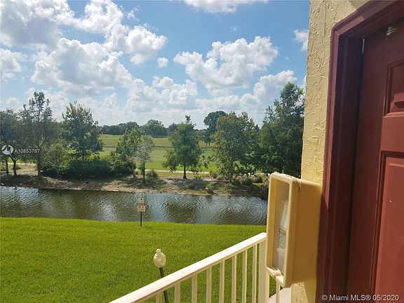 4th image of 12650 Vista Isles Dr APT 921