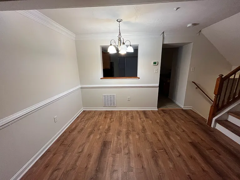 5670 Joseph Ct — Photo 10