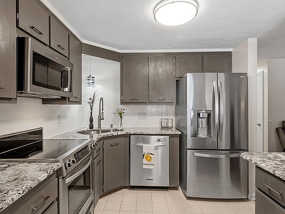 5th image of 47 Casablanca Ct #47