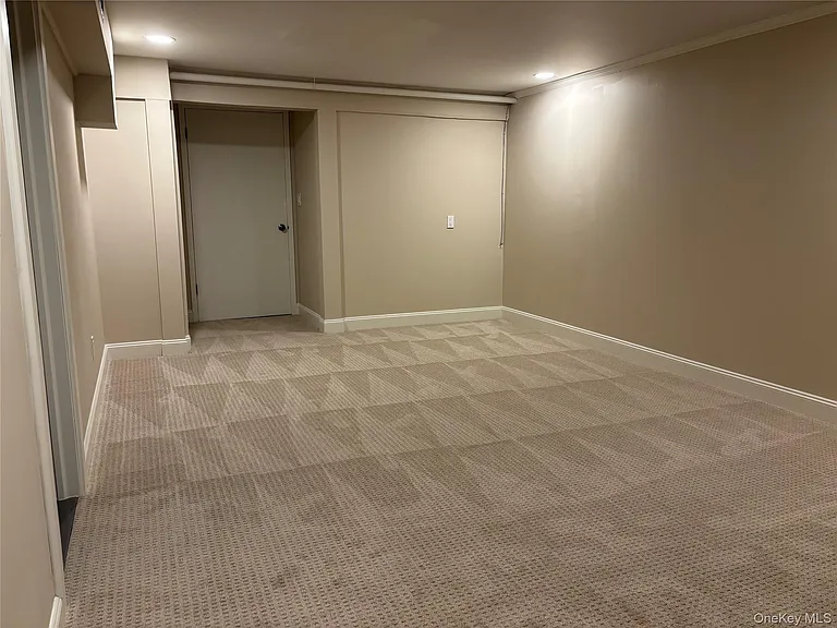 452 Somerset Dr #F — Photo 27