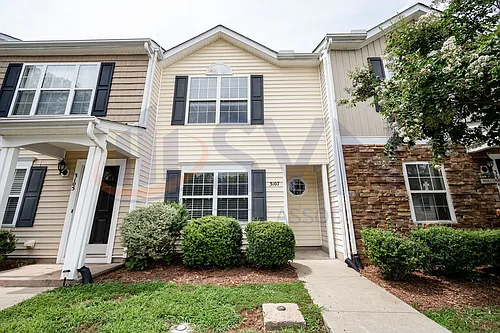3107 Ivey Wood Ln Photo 1