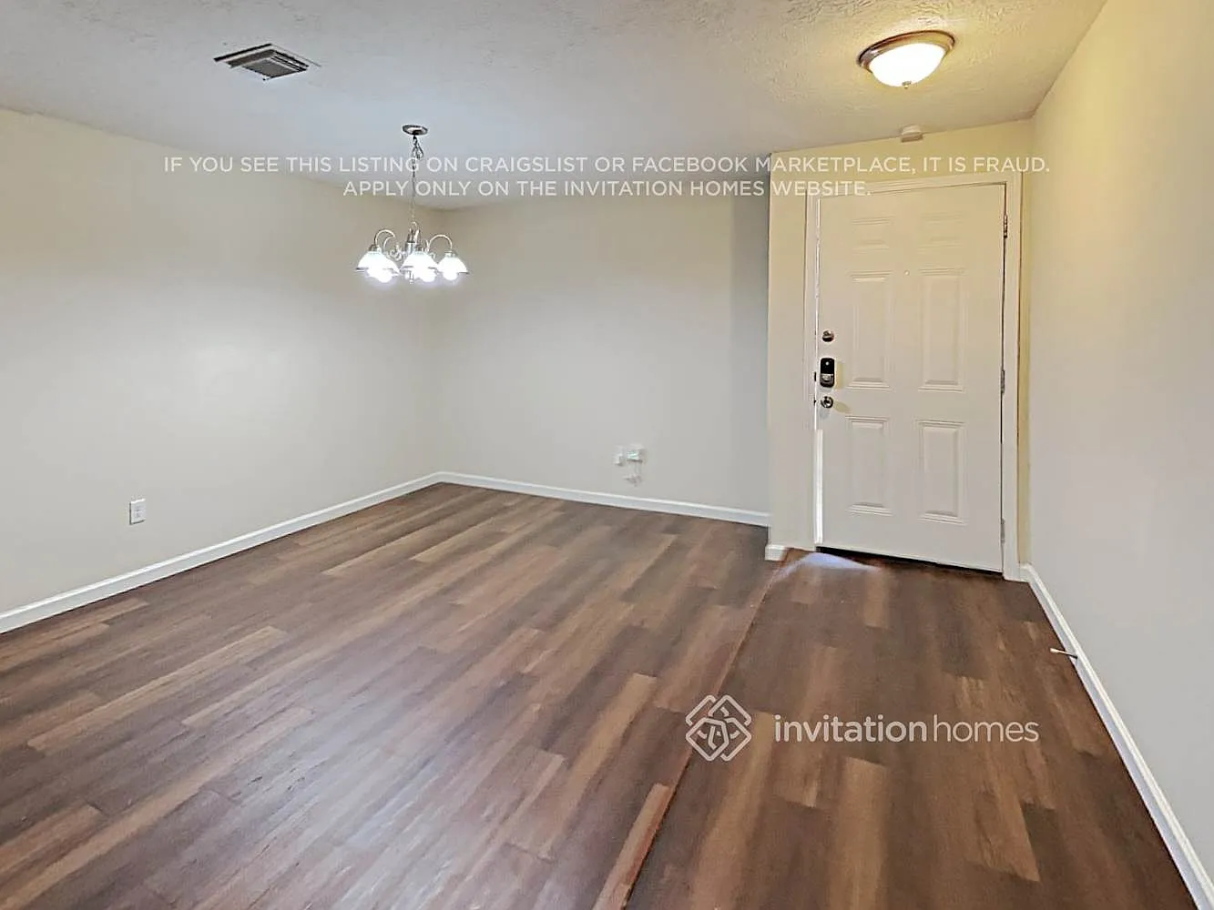 16422 Oxnard Ln Friendswood, TX 77546 — Photo 4