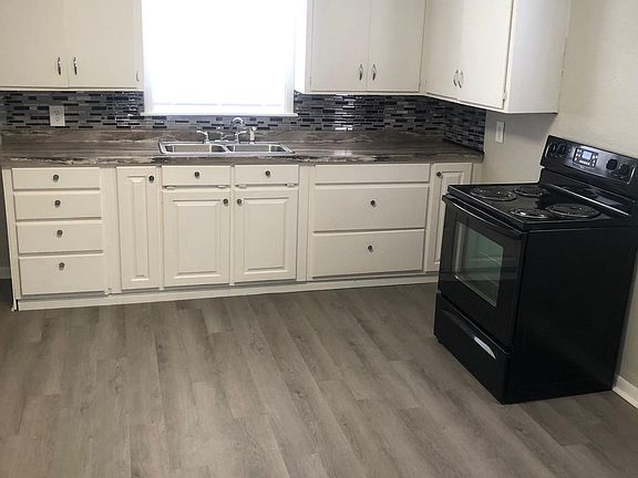 2nd image of 242 Boston Ave