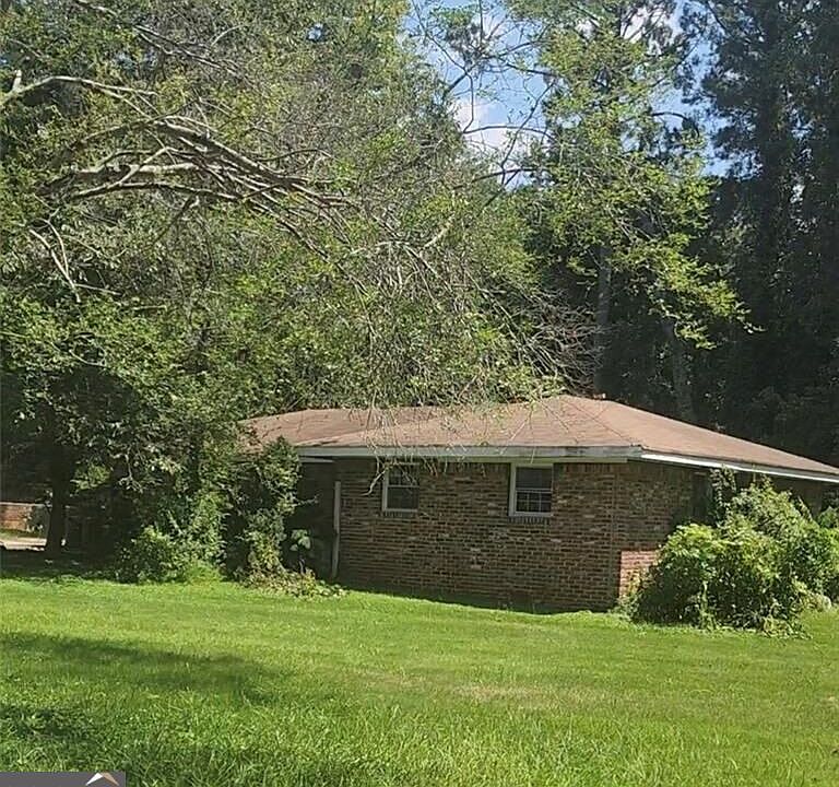 1st image of 3189 Convair Ln