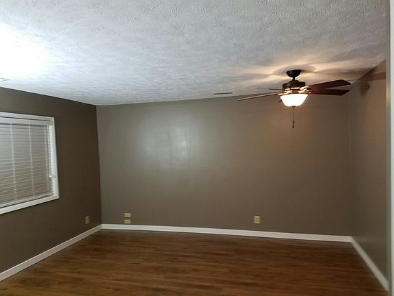 4th image of 5509 S 31st St APT 9