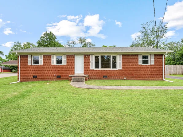 306 Blue Ribbon Pkwy, Shelbyville, TN 37160