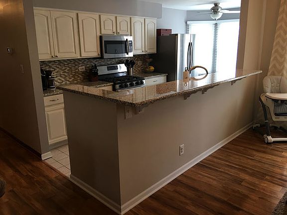 5th image of 2721 Meadowdale Ln