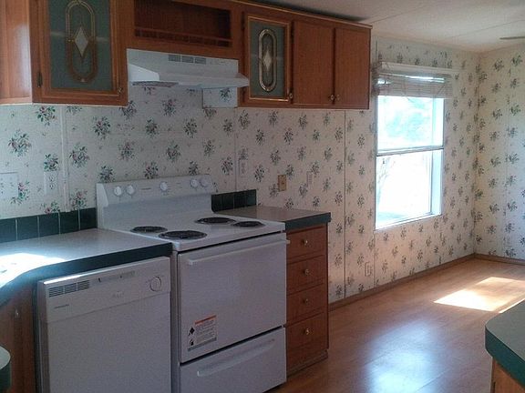 3rd image of 14896 SE 175th St
