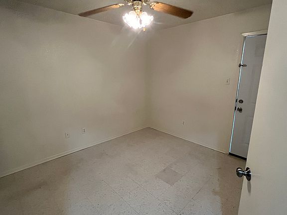 3rd image of 506 W Green Ave #B