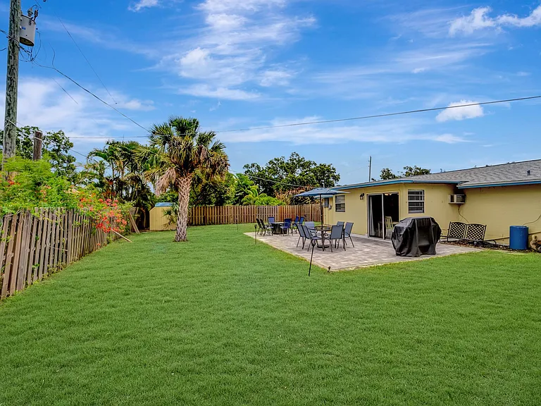 656 Southland Rd — Photo 27