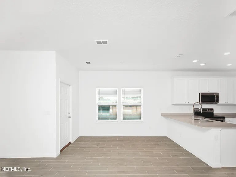 348 Rosemont Dr — Photo 12
