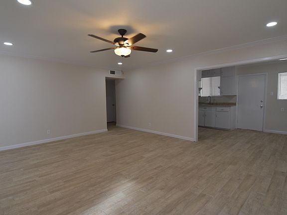 3rd image of 625 Turney Dr