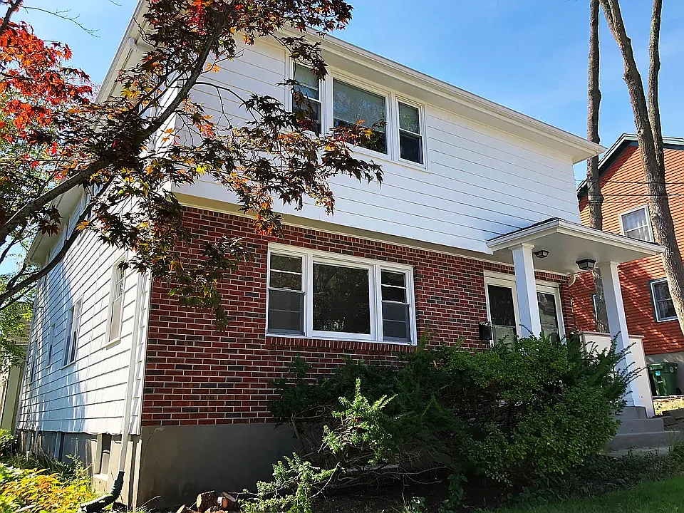2 bed, 1200 sqft, $2,700 — Photo 1