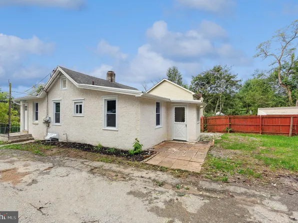988 Fairview Ave, West Chester, PA 19380
