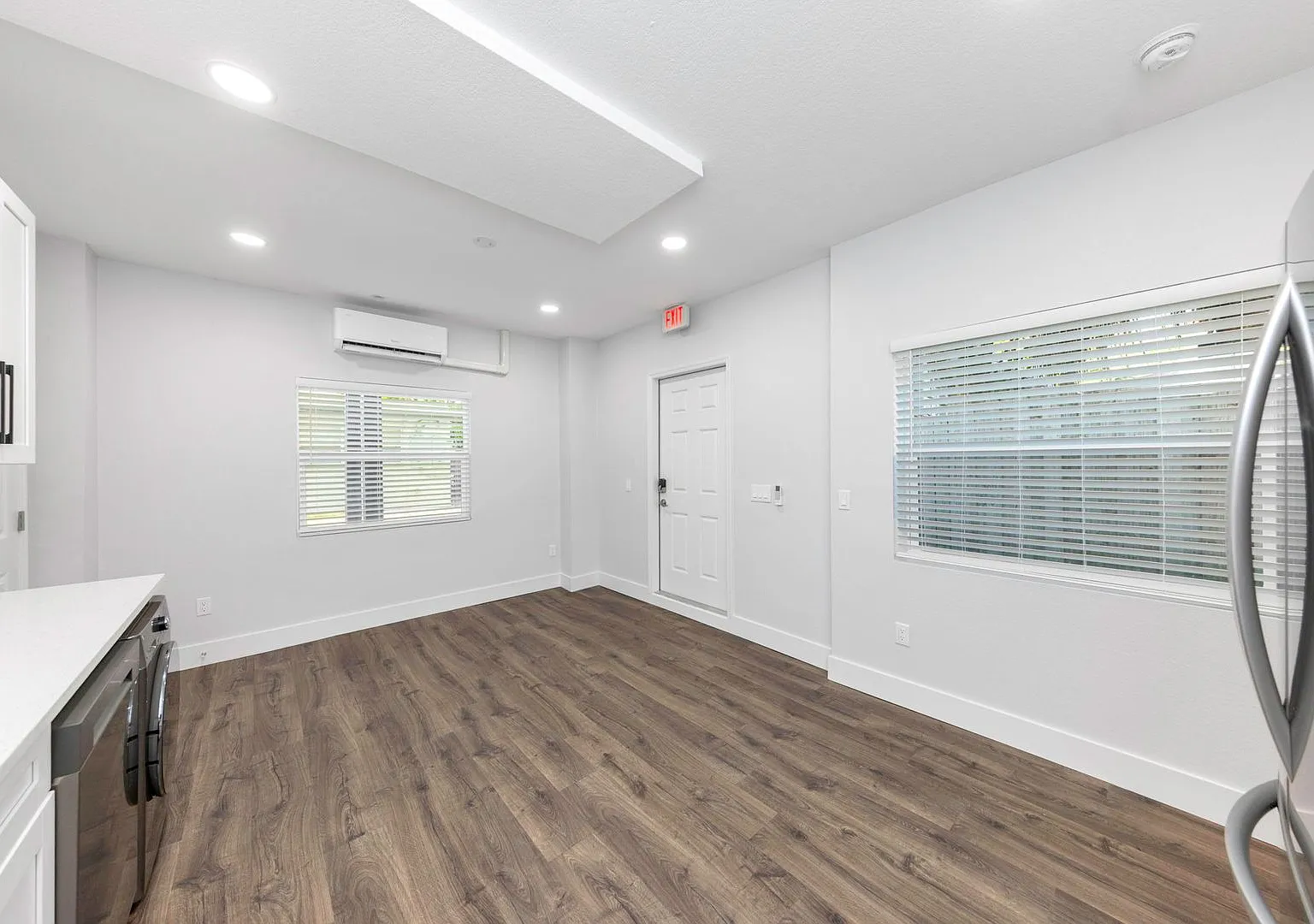 163-165 OSE Rentals LLC — Photo 4