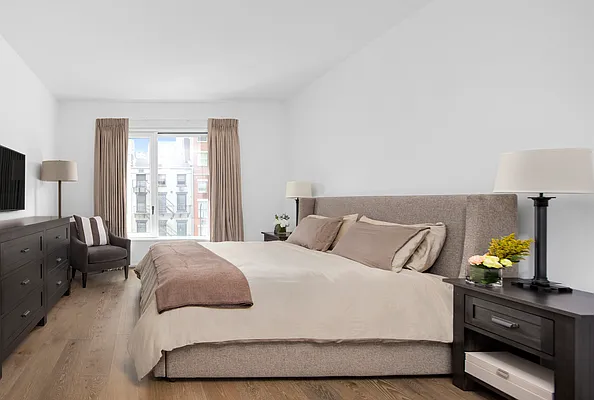 Sold by William J Farmer Inc | media 4