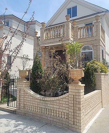 2nd image of 3816 Cypress Ave