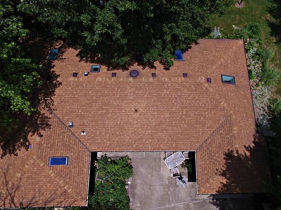 5th image of 300 Keeling Ln