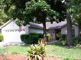 1135 Dorwinion Dr, Jacksonville, FL 32225