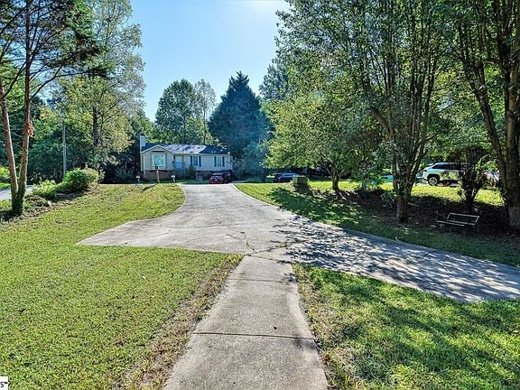 4th image of 18 Venning Ct
